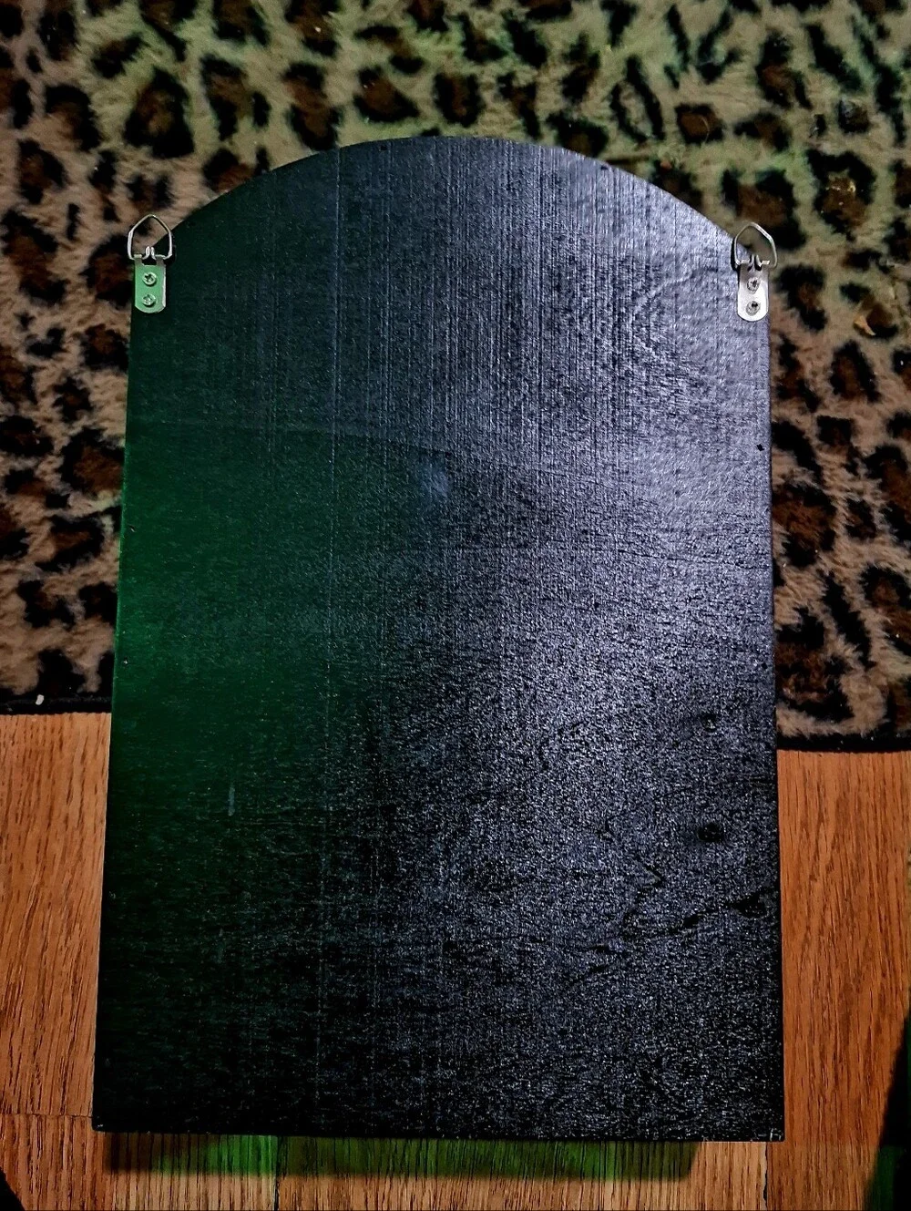 no brand black wall